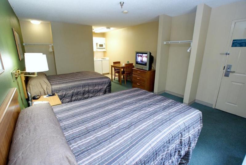 Hometowne Studios By Red Roof Nashville - Airport/Briley Pkwy Εξωτερικό φωτογραφία